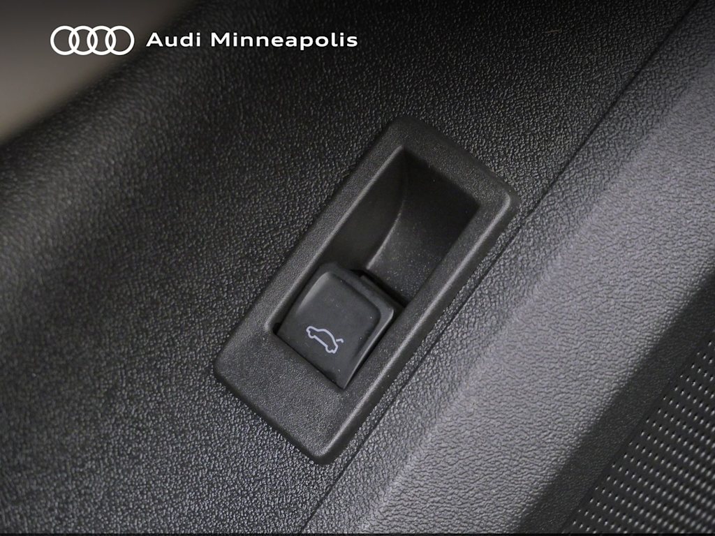 Thumbnail: 2025 Audi Q5 - 7