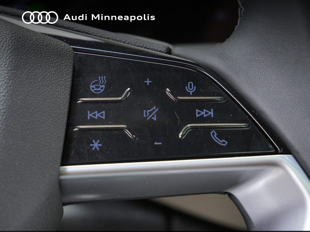 Thumbnail: 2025 Audi Q5 - 22