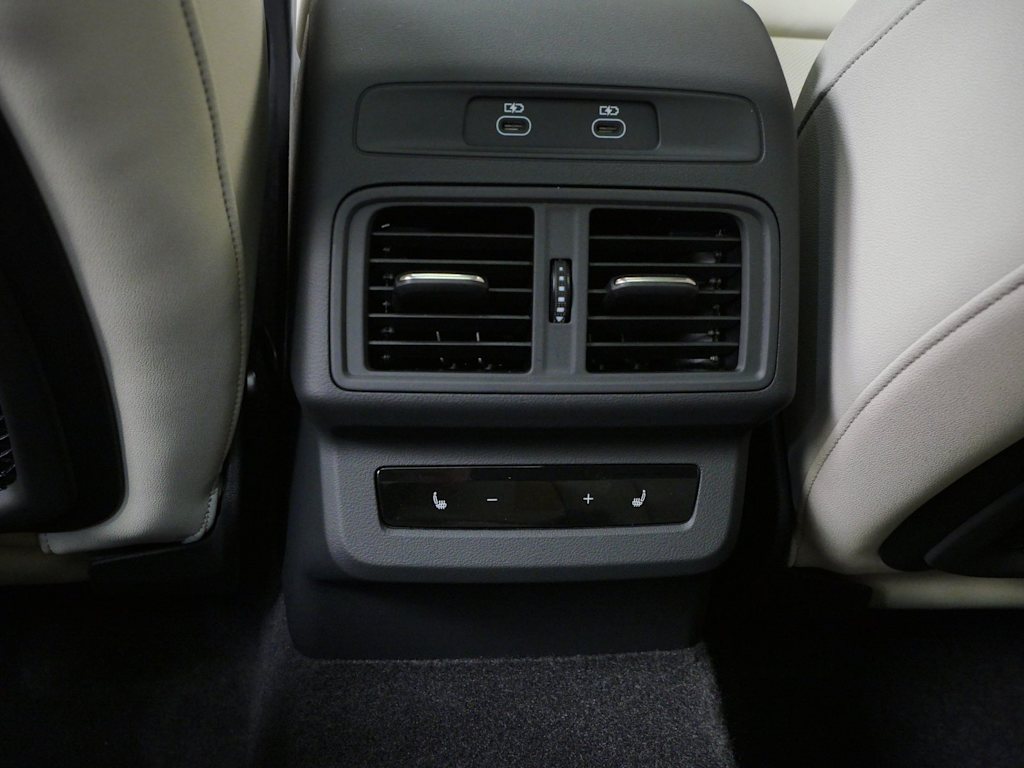 Thumbnail: 2026 Audi Q5 - 15