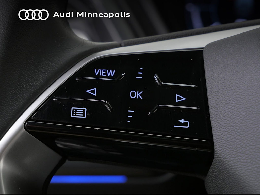 Thumbnail: 2023 Audi Q4 e-tron - 20