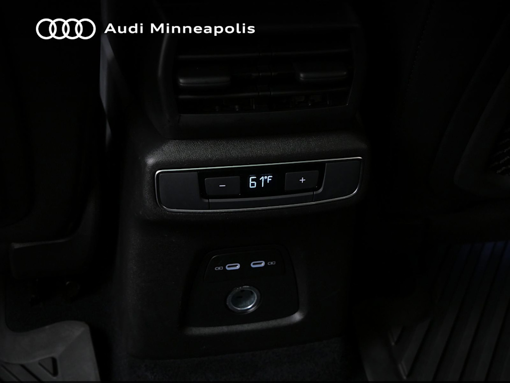 Thumbnail: 2023 Audi Q4 e-tron - 18