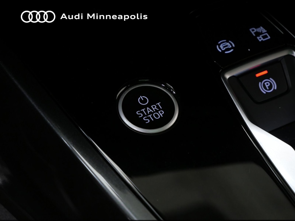 Thumbnail: 2023 Audi Q4 e-tron - 24