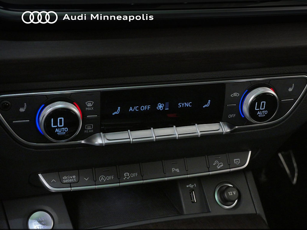 Thumbnail: 2023 Audi Q5 - 22
