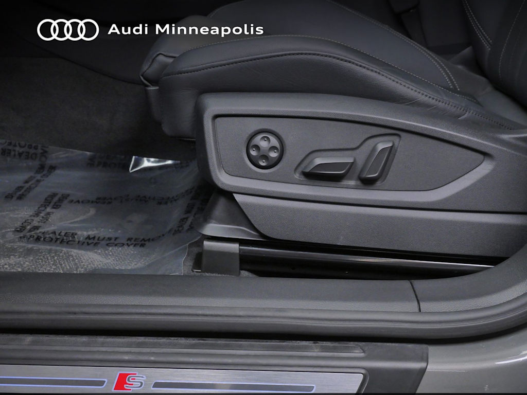 Thumbnail: 2023 Audi Q5 - 16