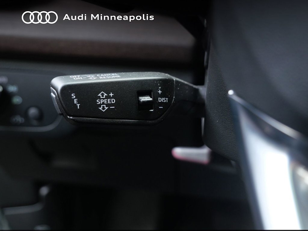 Thumbnail: 2023 Audi Q5 - 22