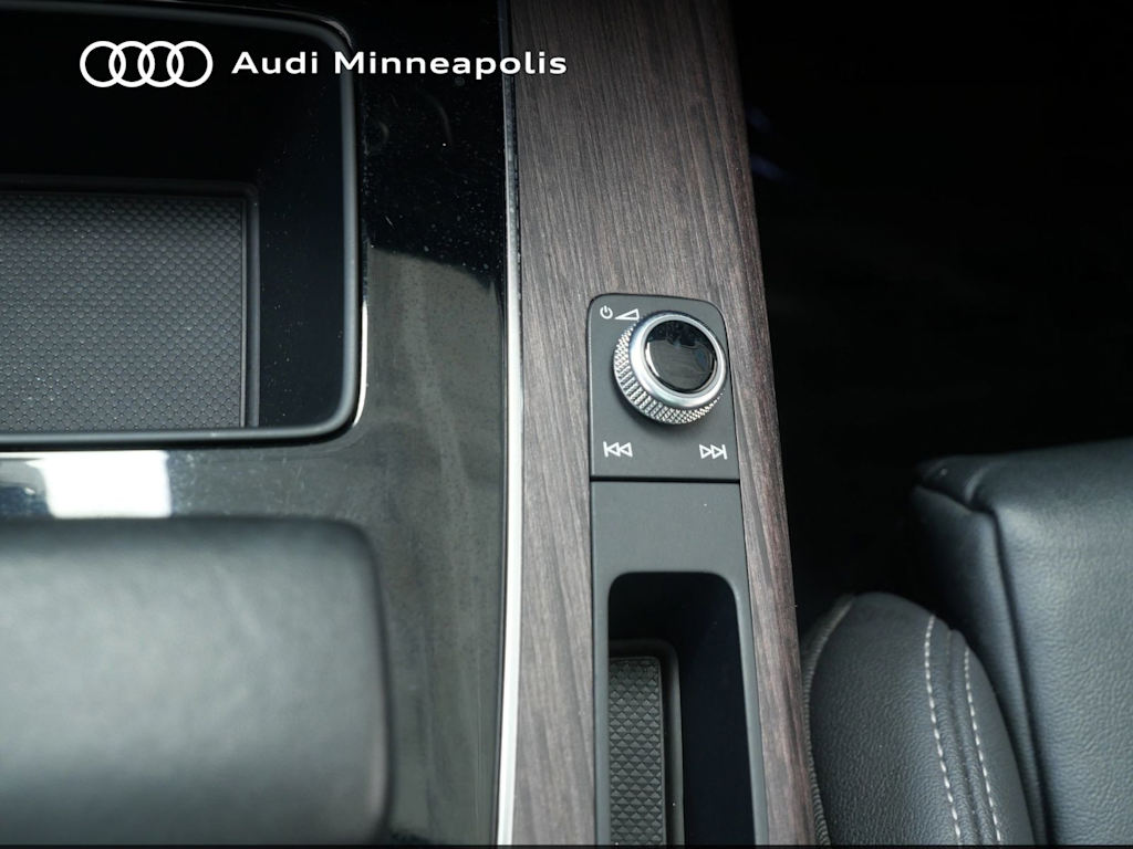 Thumbnail: 2023 Audi Q5 - 27