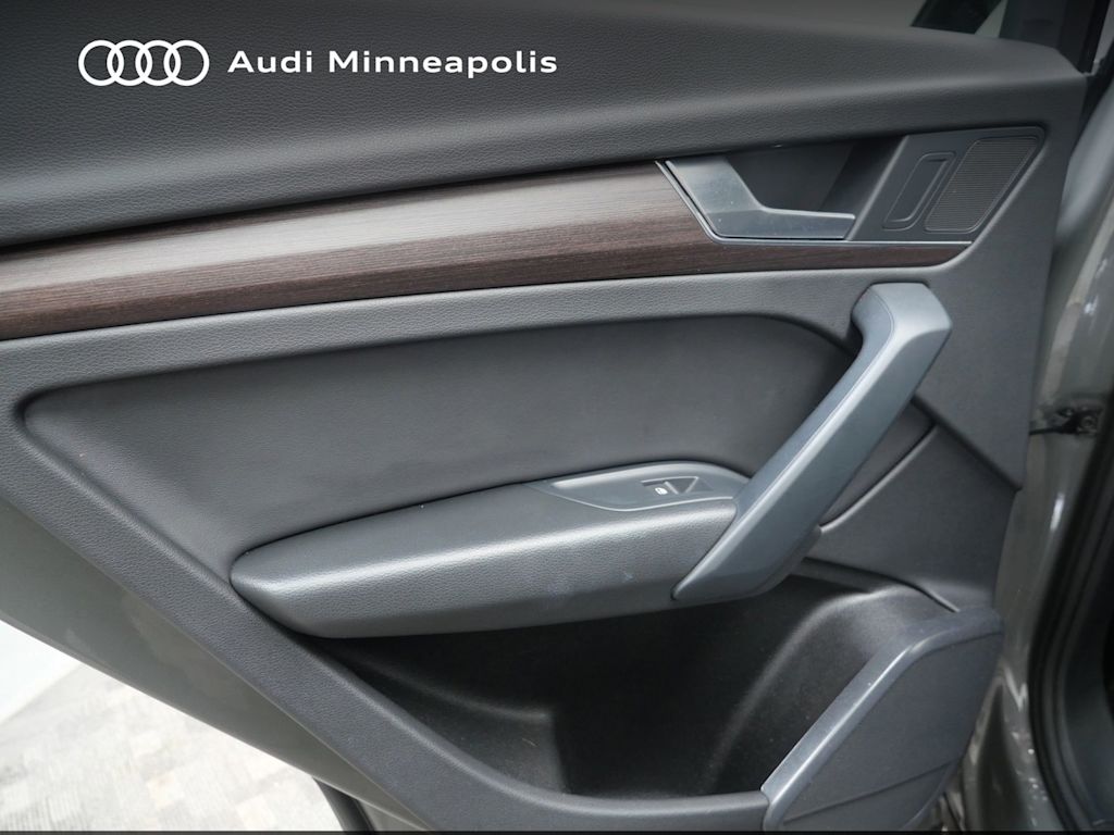 Thumbnail: 2023 Audi Q5 - 16