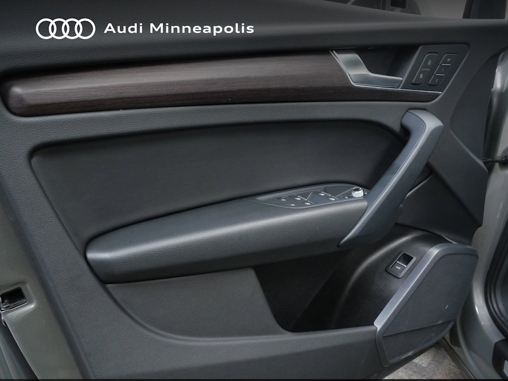Thumbnail: 2023 Audi Q5 - 14