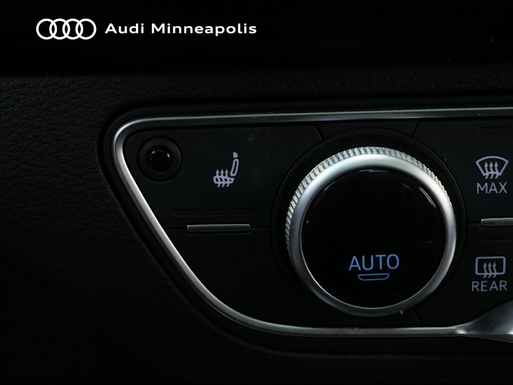 Thumbnail: 2023 Audi Q5 - 25