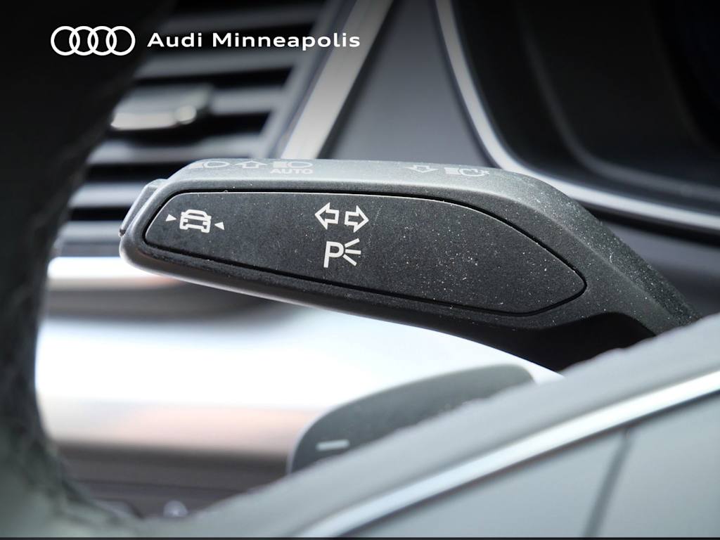 Thumbnail: 2023 Audi Q5 - 27