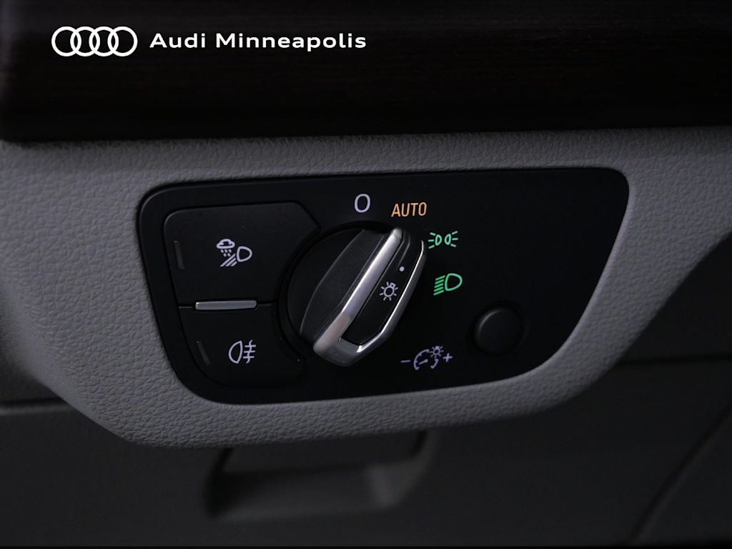 Thumbnail: 2023 Audi Q5 - 19