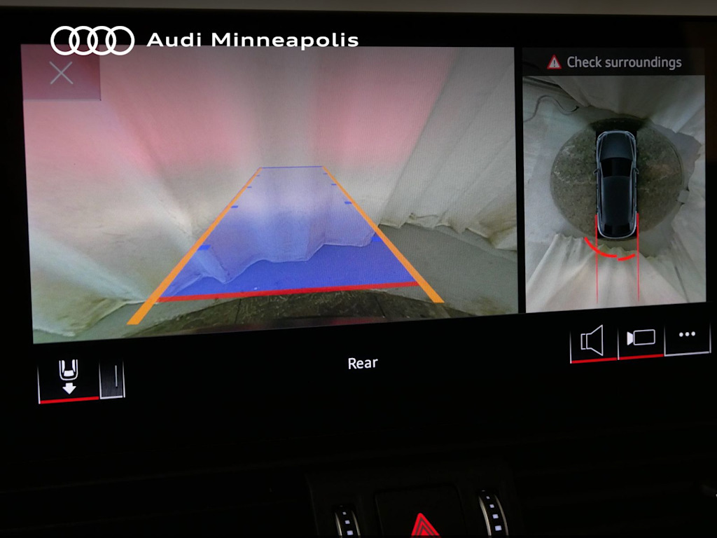 Thumbnail: 2023 Audi Q5 - 9