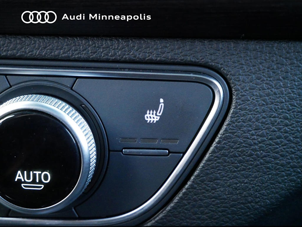 Thumbnail: 2023 Audi Q5 - 25