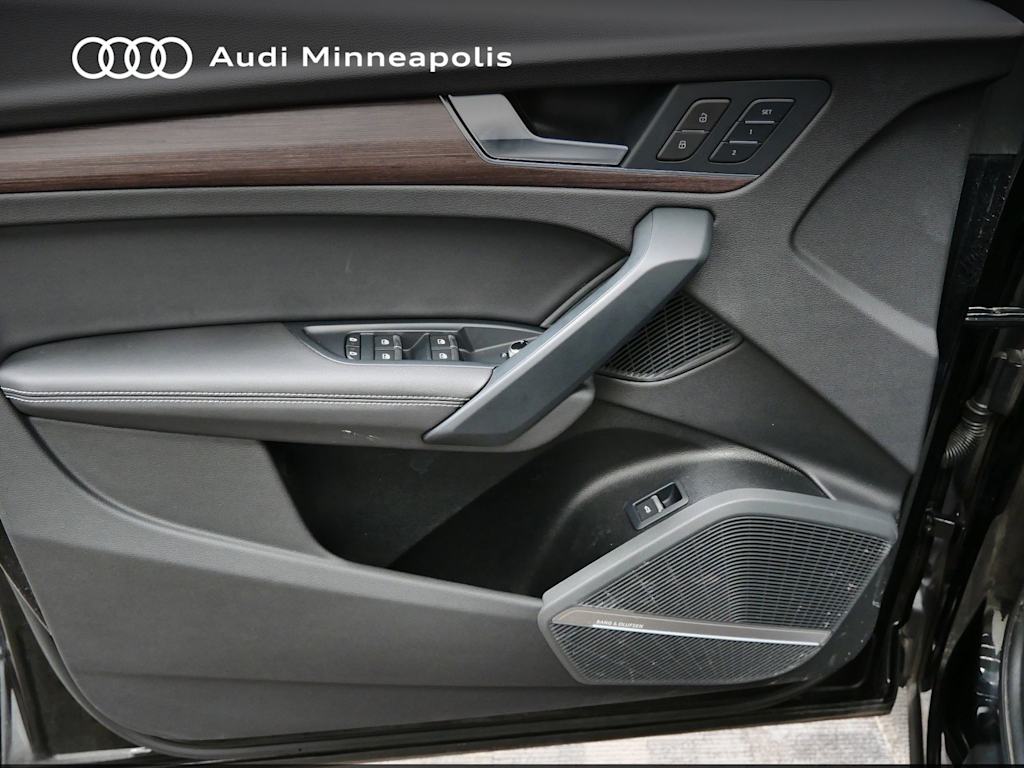 Thumbnail: 2023 Audi Q5 - 15