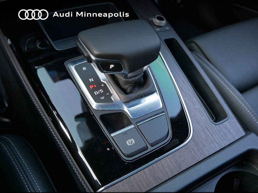 Thumbnail: 2023 Audi Q5 - 22