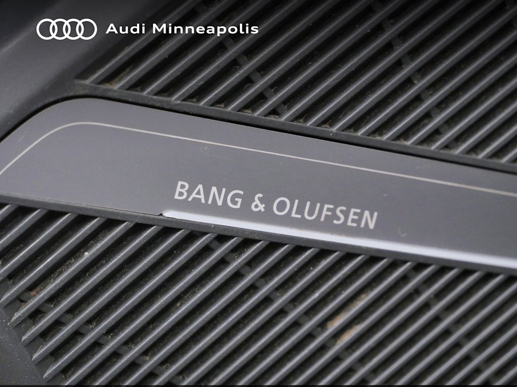 Thumbnail: 2023 Audi Q5 - 7