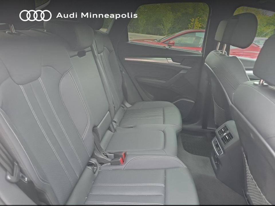 Thumbnail: 2023 Audi Q5 - 9