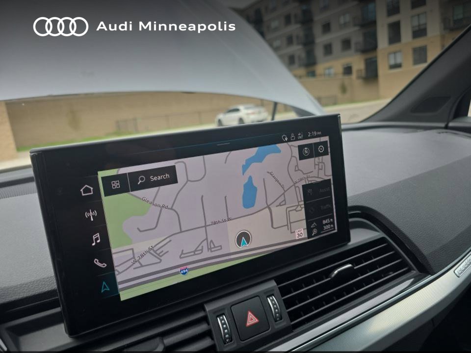 Thumbnail: 2023 Audi Q5 - 10