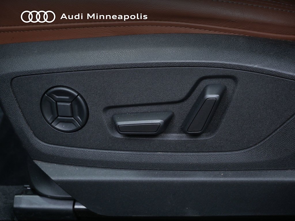 Thumbnail: 2024 Audi Q8 e-tron - 17