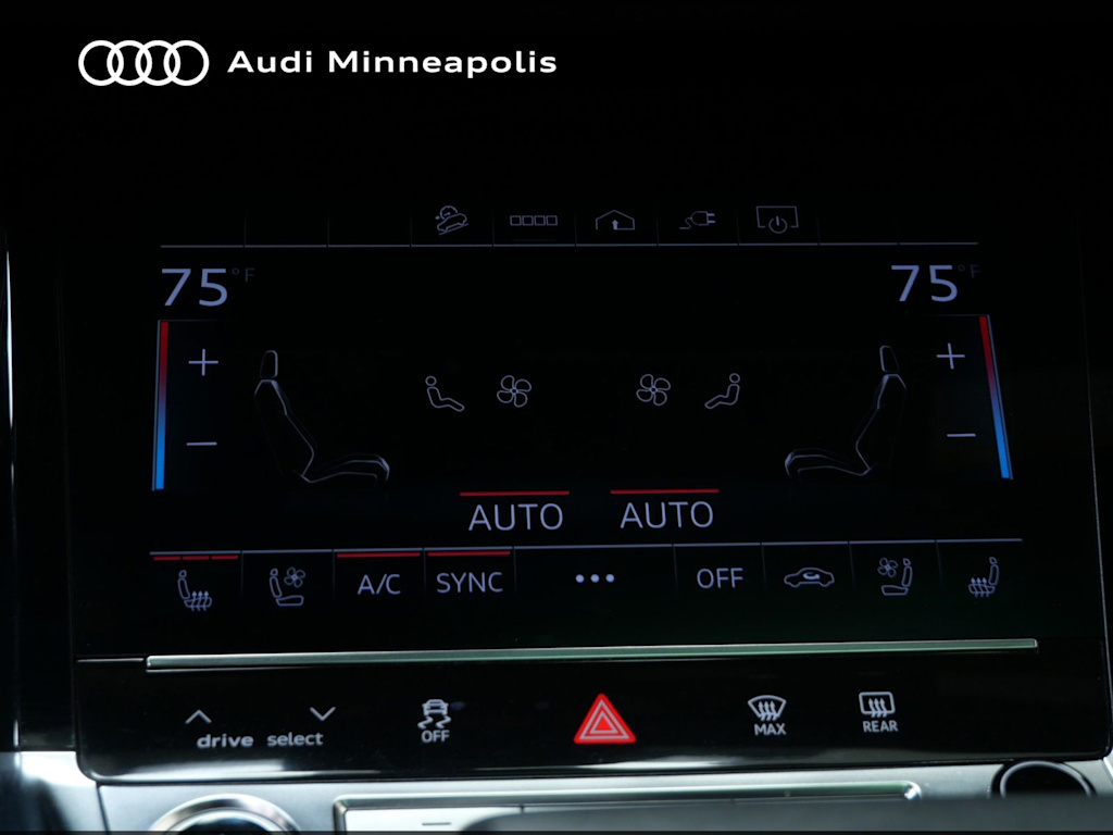 Thumbnail: 2024 Audi Q8 e-tron - 25