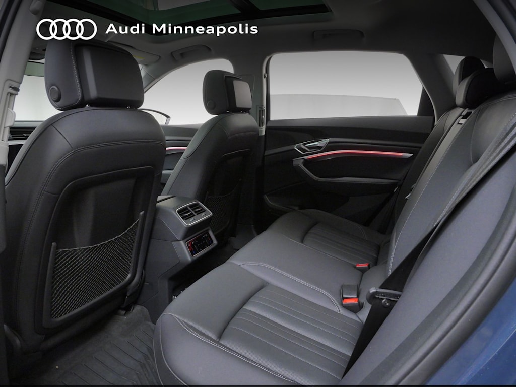 Thumbnail: 2024 Audi Q8 e-tron - 8