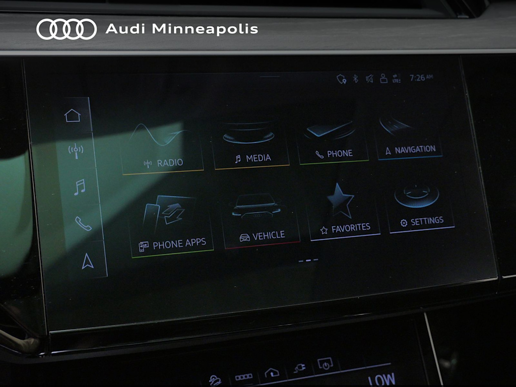 Thumbnail: 2024 Audi Q8 e-tron - 9