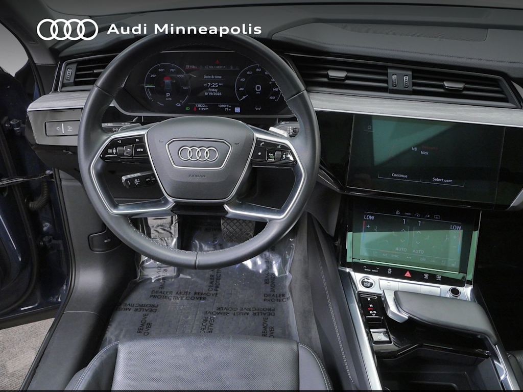 Thumbnail: 2024 Audi Q8 e-tron - 2
