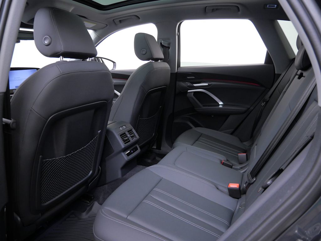 Thumbnail: 2026 Audi Q5 - 7