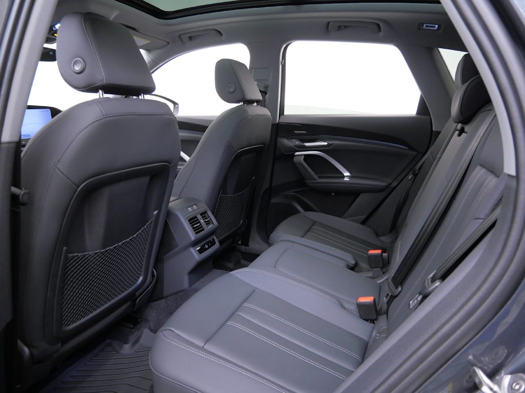 Thumbnail: 2026 Audi Q5 - 7
