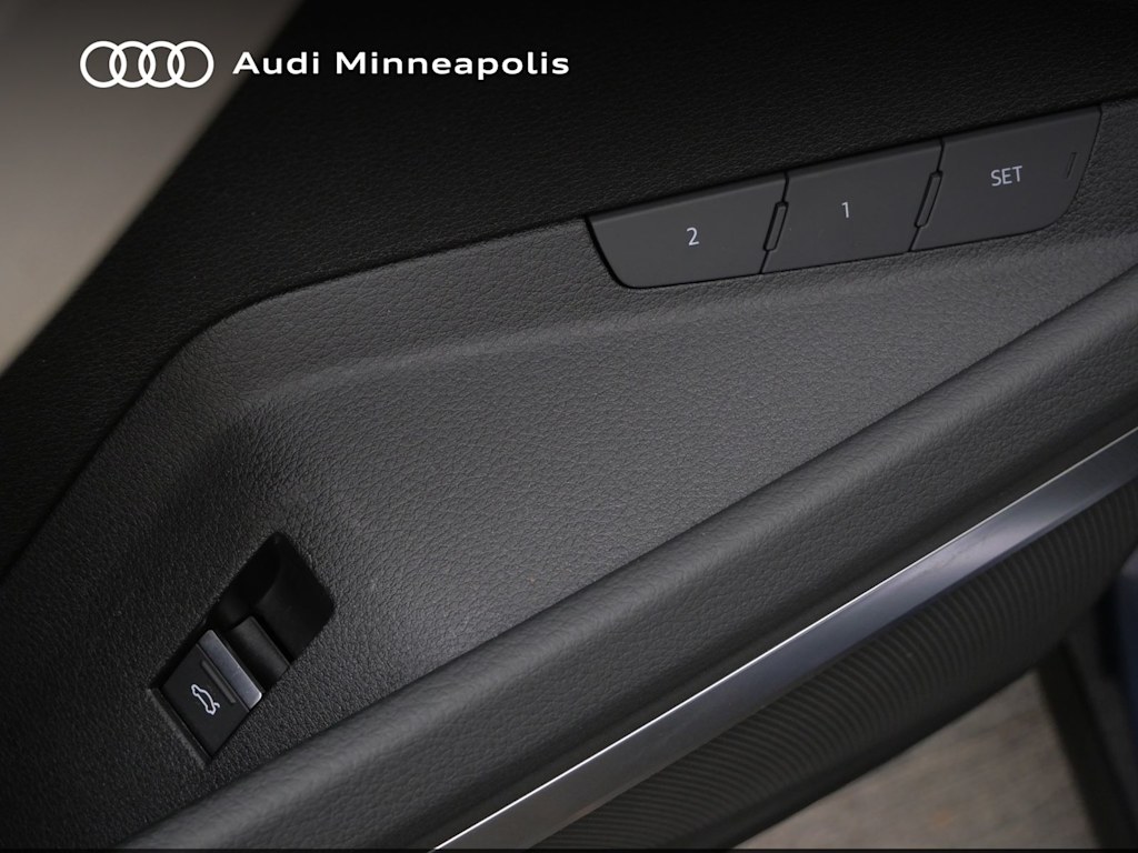 Thumbnail: 2024 Audi Q8 e-tron - 20