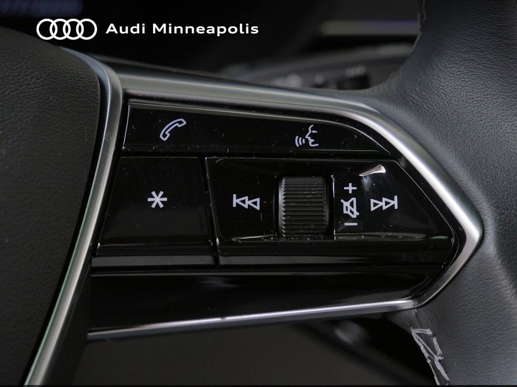 Thumbnail: 2024 Audi Q8 e-tron - 22