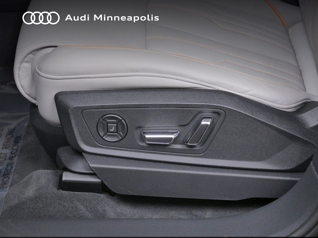 Thumbnail: 2024 Audi Q8 e-tron - 17