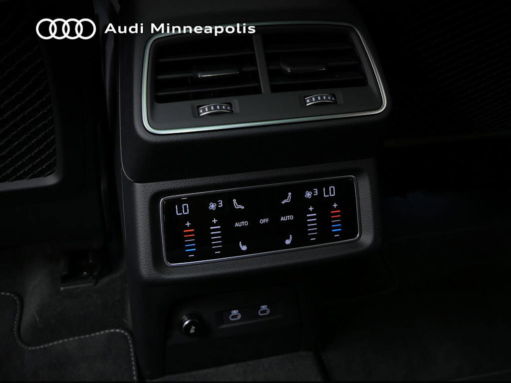 Thumbnail: 2024 Audi Q8 e-tron - 19
