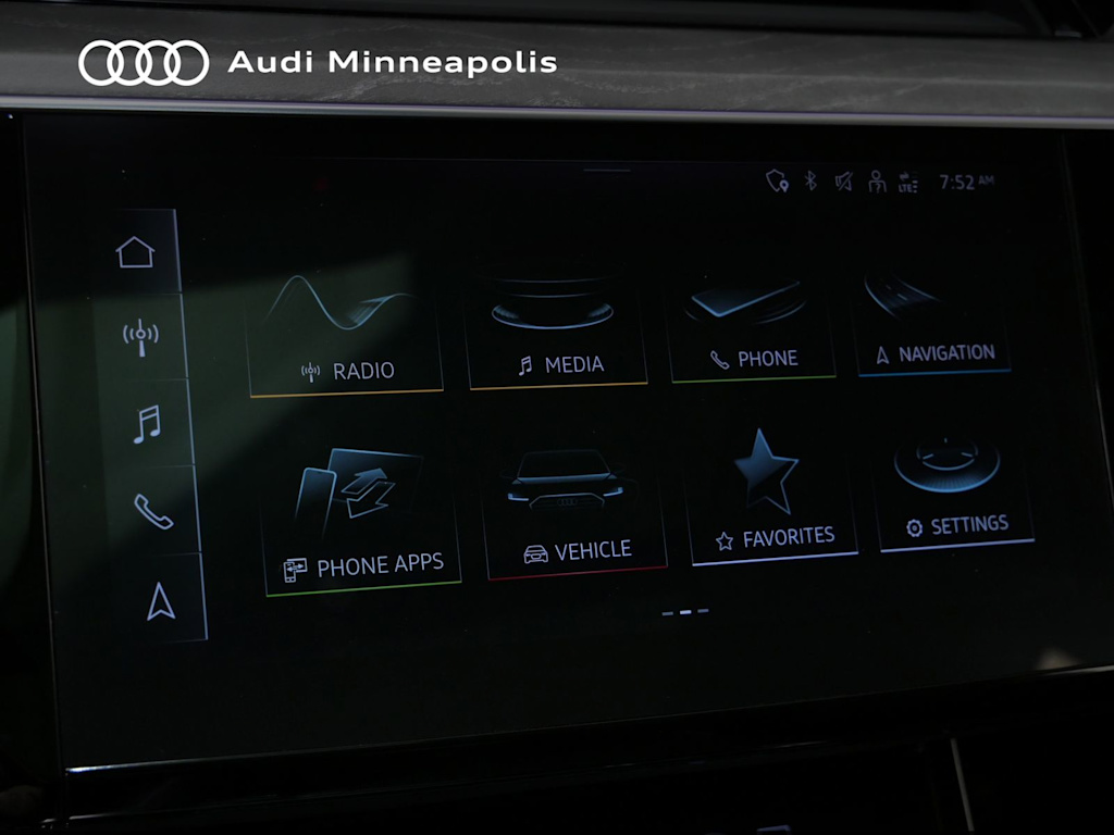 Thumbnail: 2024 Audi Q8 e-tron - 9