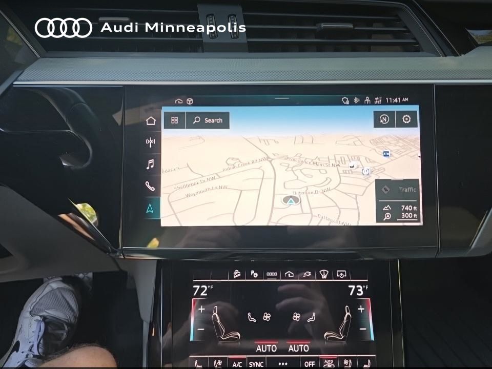 Thumbnail: 2024 Audi Q8 e-tron - 12