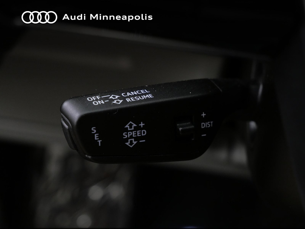 Thumbnail: 2024 Audi Q8 e-tron - 21