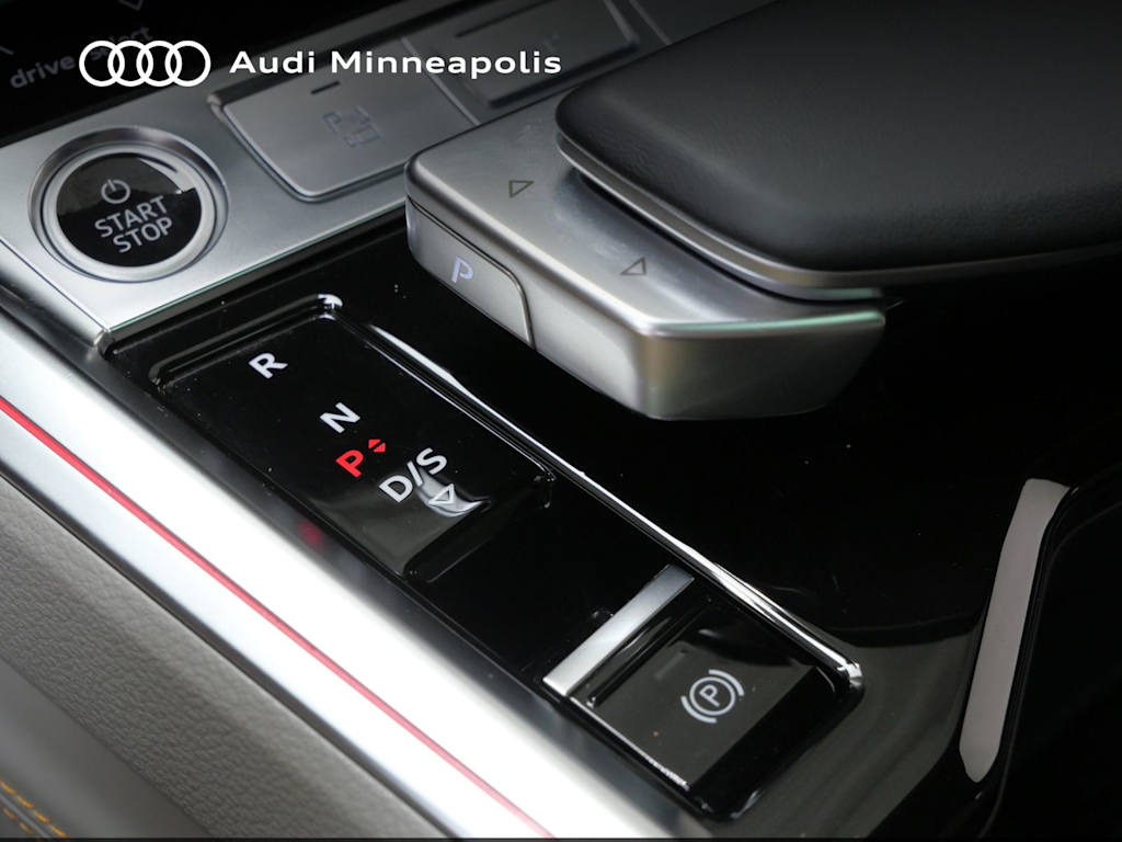 Thumbnail: 2024 Audi Q8 e-tron - 10