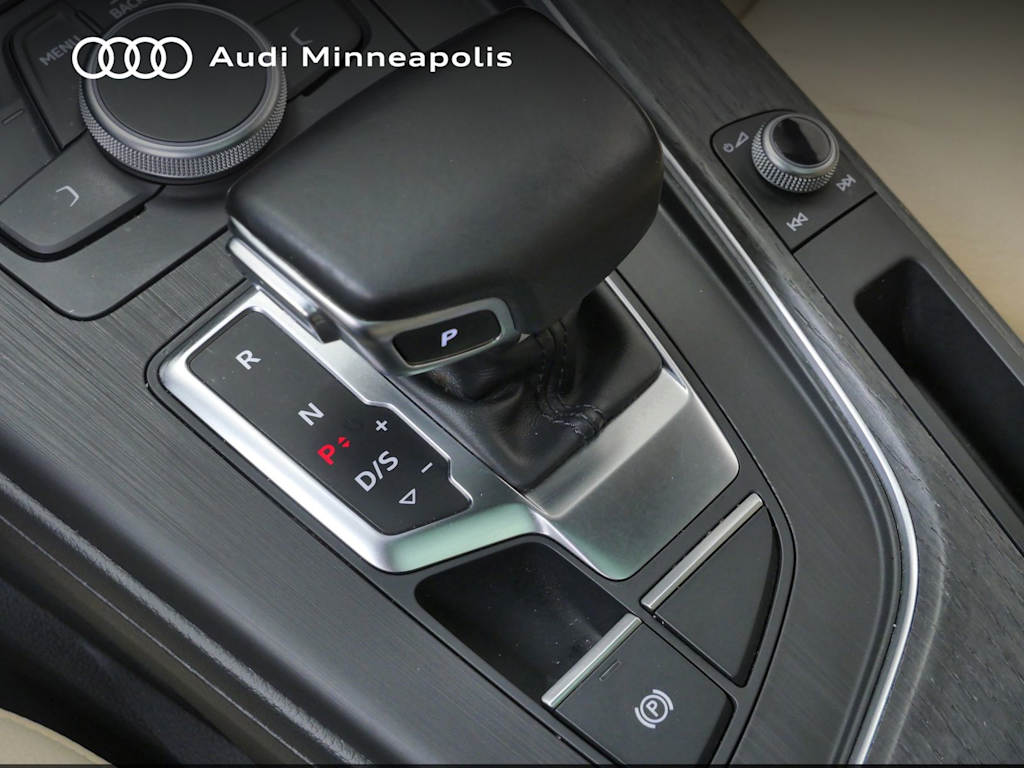 Thumbnail: 2017 Audi Allroad - 10
