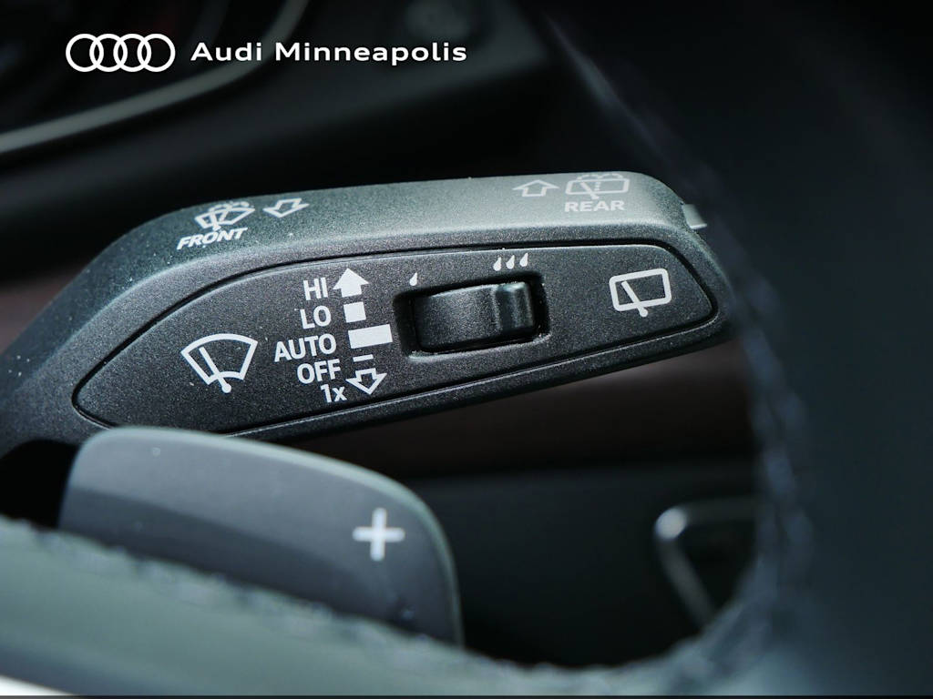 Thumbnail: 2023 Audi Q5 - 12