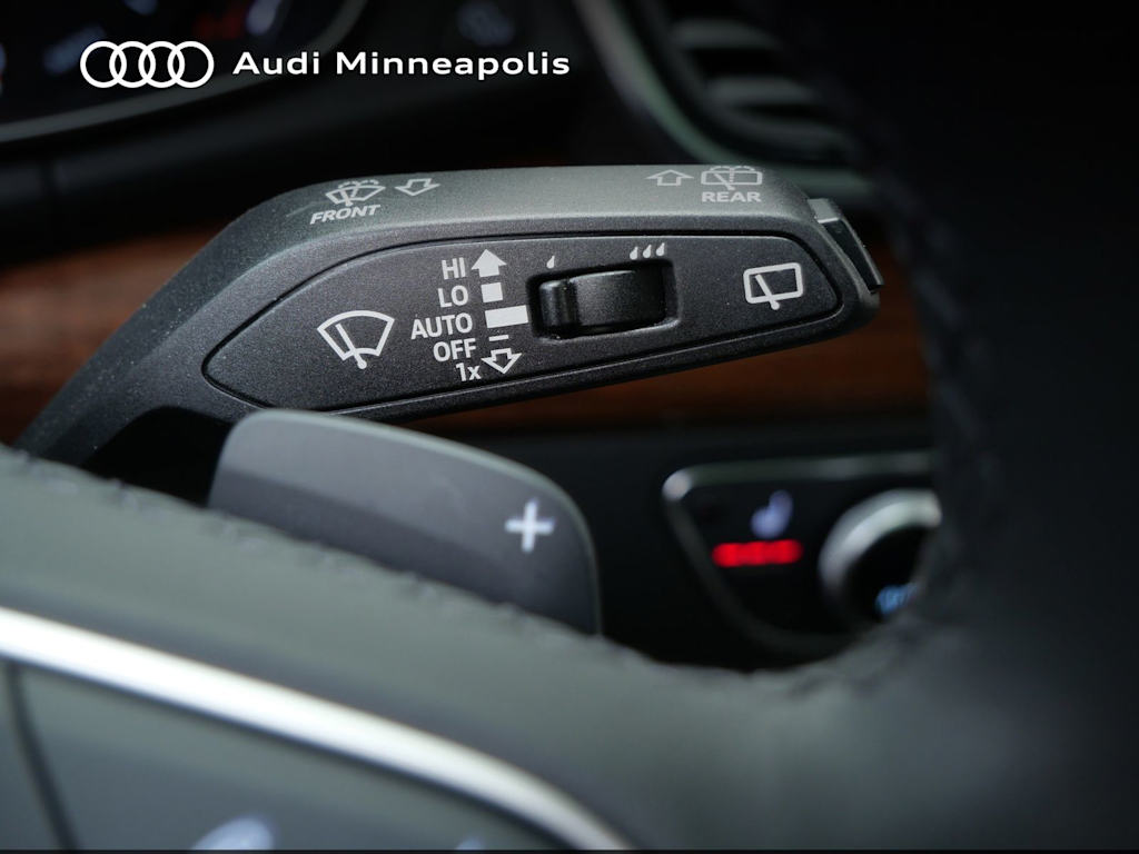 Thumbnail: 2023 Audi Q5 - 25