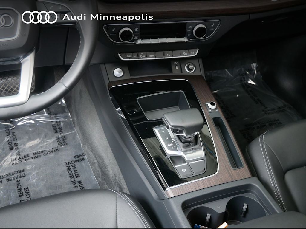 2024 Audi Q5 Premium 11