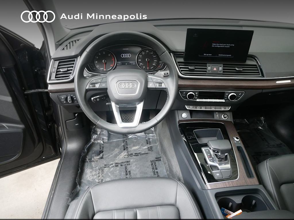 2024 Audi Q5 Premium 2