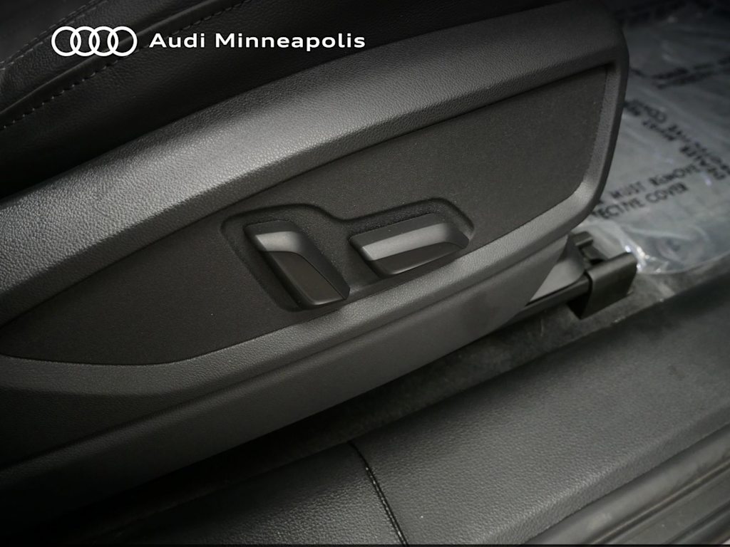 2024 Audi Q5 Premium 31