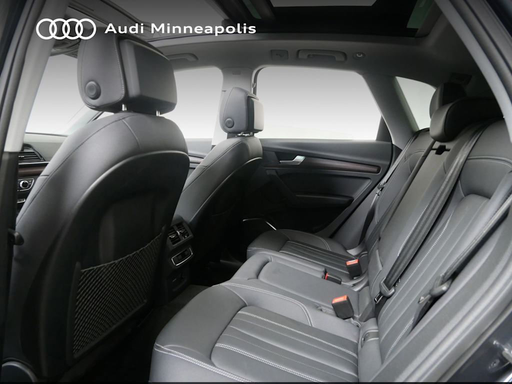 2024 Audi Q5 Premium 9