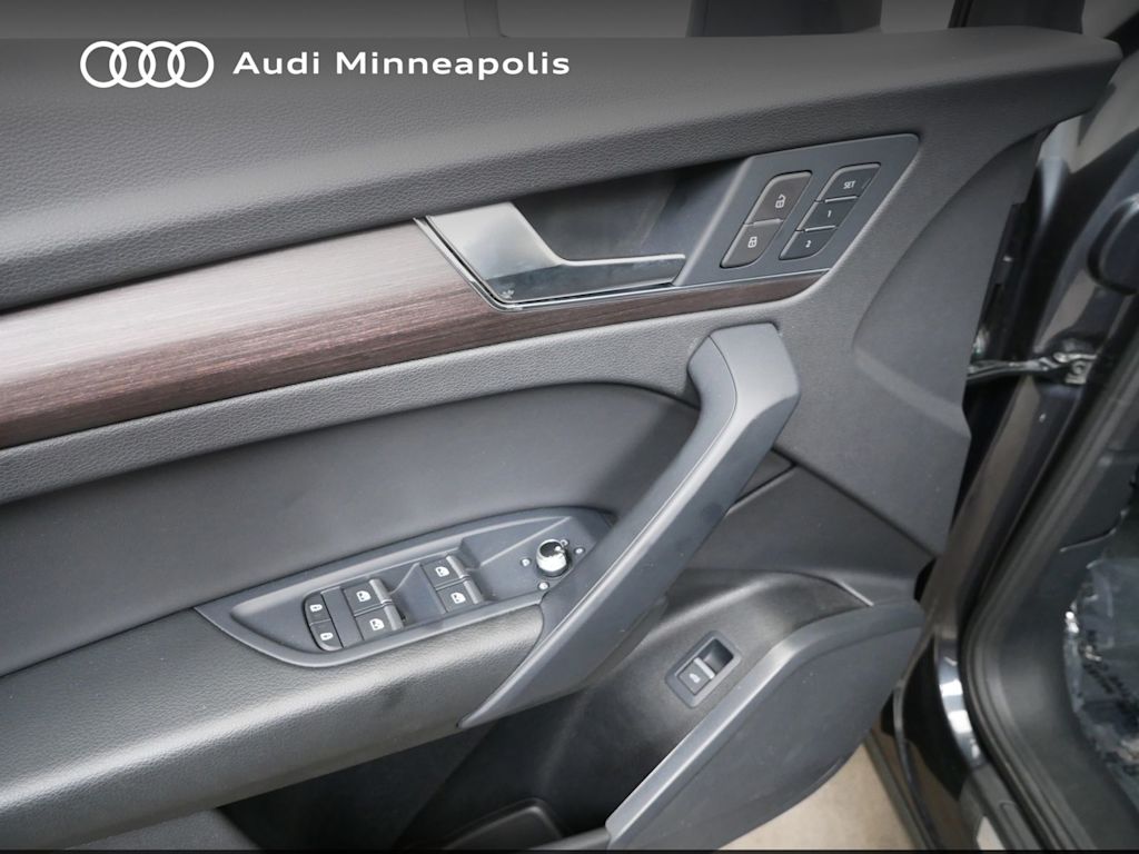 2024 Audi Q5 Premium 18