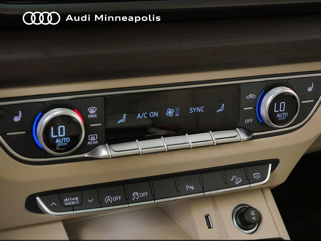 Thumbnail: 2023 Audi Q5 - 23