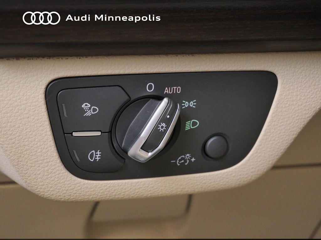 Thumbnail: 2023 Audi Q5 - 19