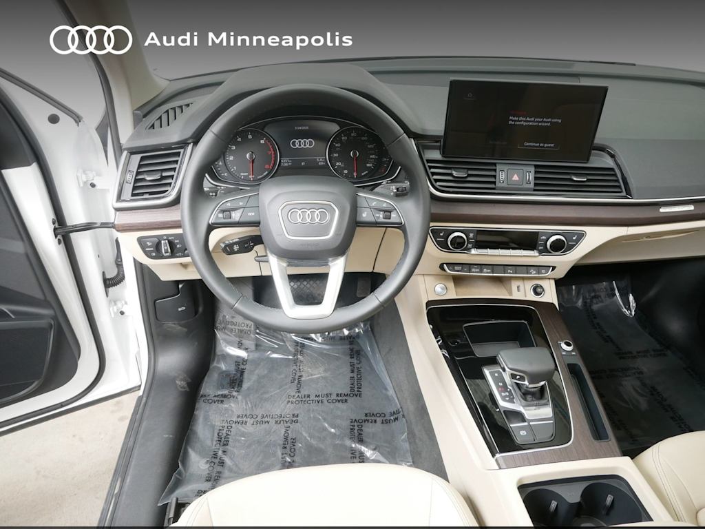 2024 Audi Q5 Premium 2