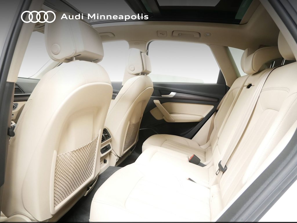2024 Audi Q5 Premium 10
