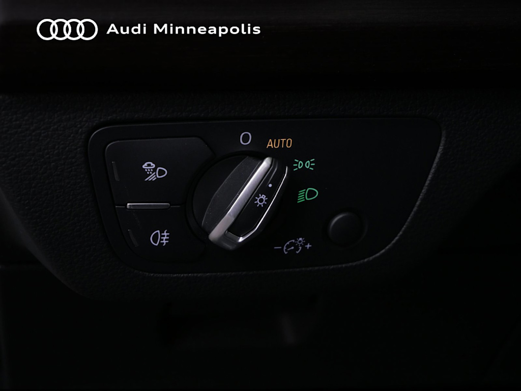 Thumbnail: 2024 Audi Q5 - 11